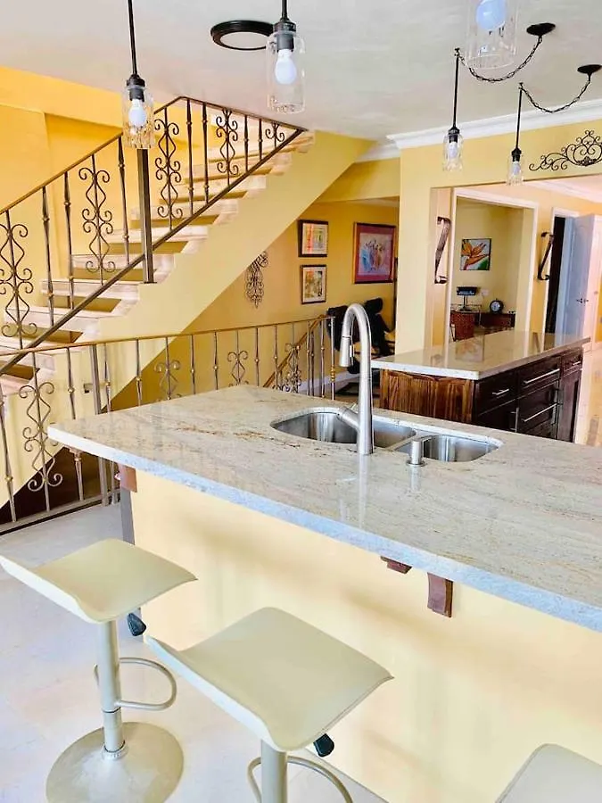 Villa Bella Vista Kingston