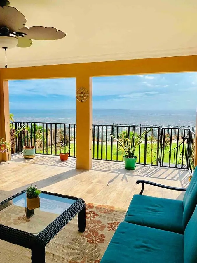 Villa Bella Vista Kingston