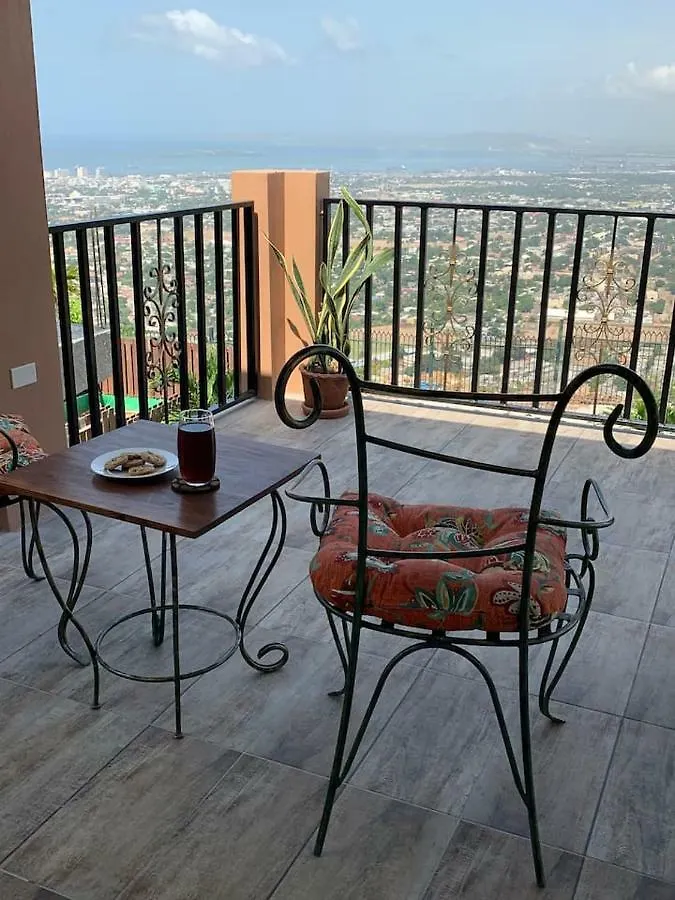Villa Bella Vista Kingston
